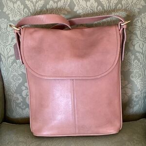 Vintage Coach Bucket USA Made British Tan Glove Tanned Leather Flap Pocket 90s